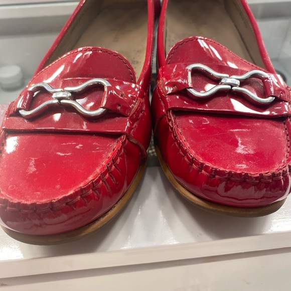 Cole Haan woman’s loafers - Picture 2 of 8